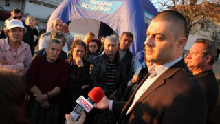 Бареков плаща ремонт след труса в Дивотино