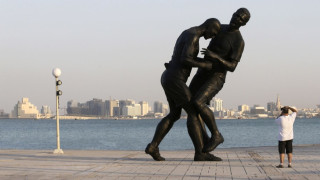 Катар махна статуя на удара на Зидан срещу Матераци