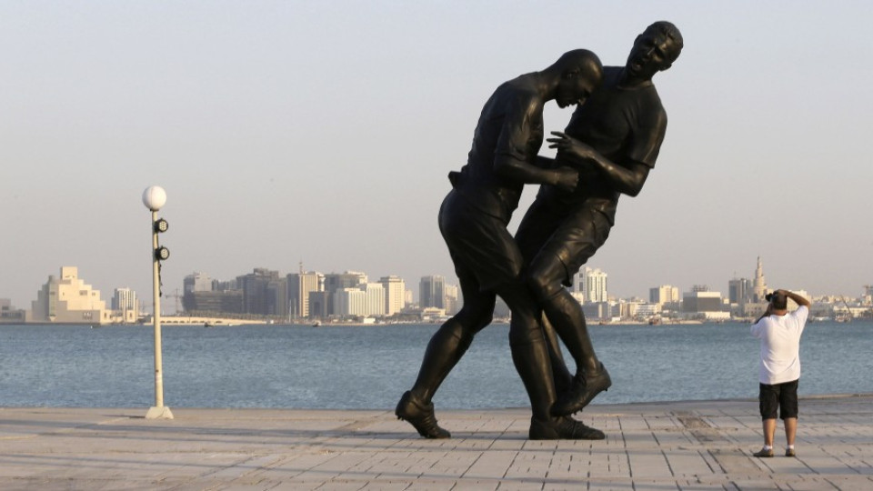 Катар махна статуя на удара на Зидан срещу Матераци | StandartNews.com