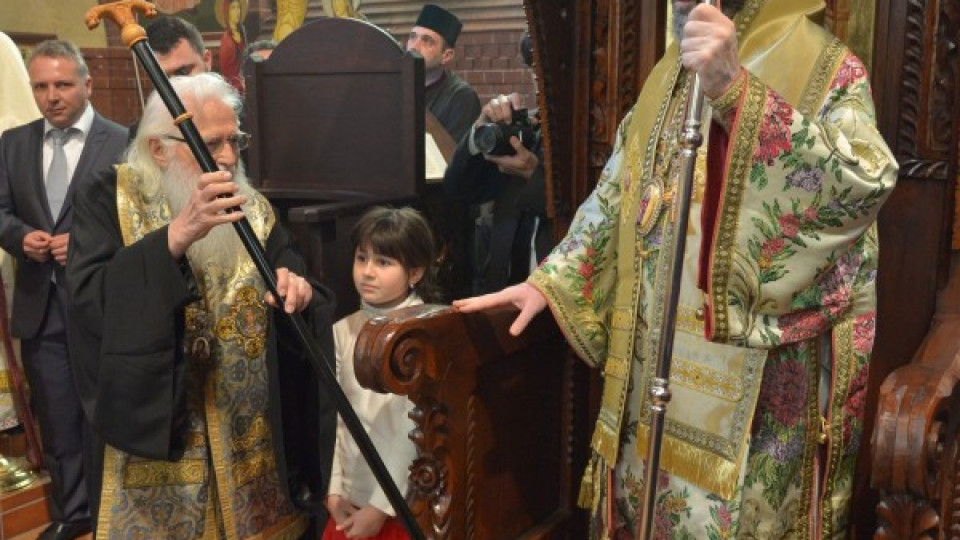 Антоний се венча за епархията в Европа | StandartNews.com