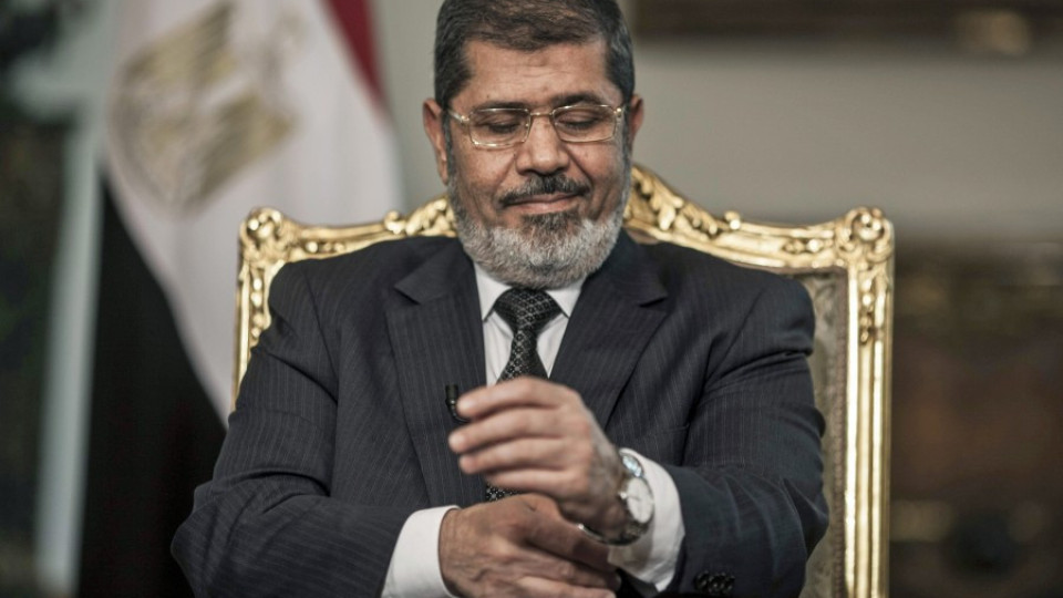 Отлагат делото на Морси за догодина | StandartNews.com