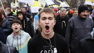 Арести на марш срещу имигранти в Москва