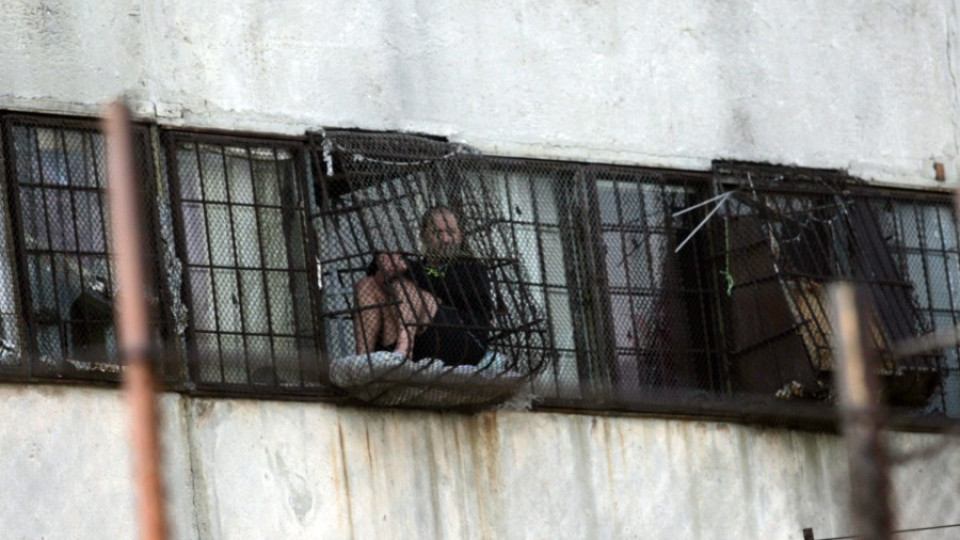 Надзирателите от затворите също на протест | StandartNews.com