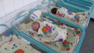 Процес в Кипър за незаконно осиновяване на българско бебе