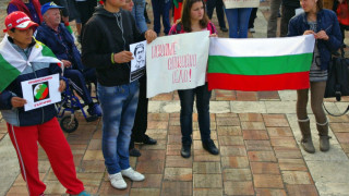 Телиш гони бежанците в планината