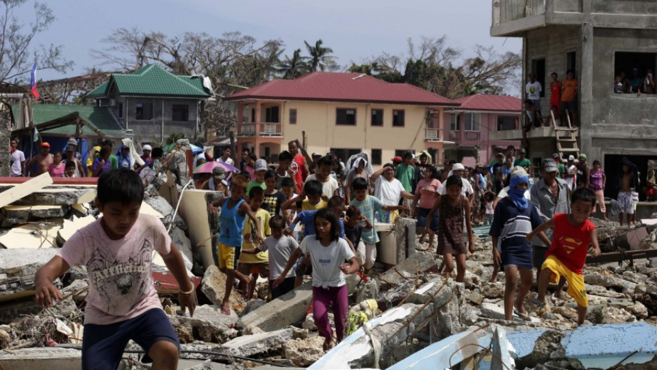 Ватикана дава $150 хил. хуманитарна помощ на Филипините | StandartNews.com