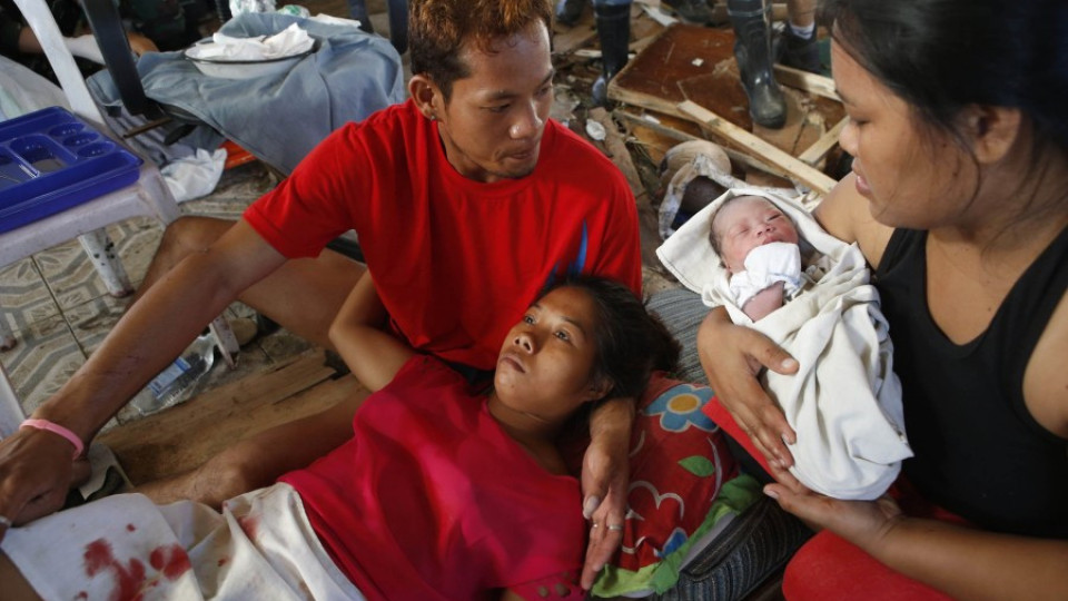 Родилка даде лъч надежда на Филипините | StandartNews.com