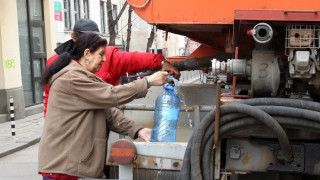 Спират водата в части от София 