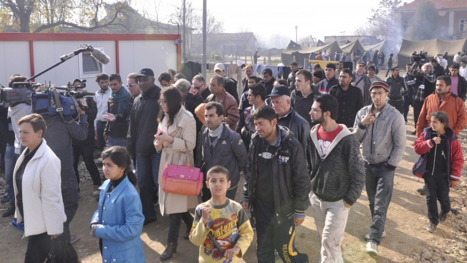 БЧК предоставя хуманитарна помощ на бежанците в Харманли | StandartNews.com