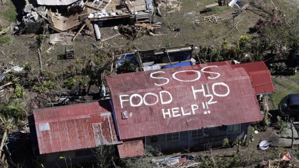 Потвърдиха официално 3621 жертви на тайфуна "Хаян" | StandartNews.com