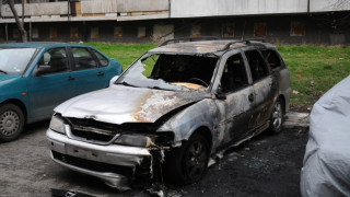 Четири коли изгоряха в Бургас