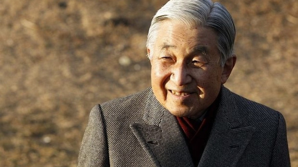Японският император иска да го кремират | StandartNews.com