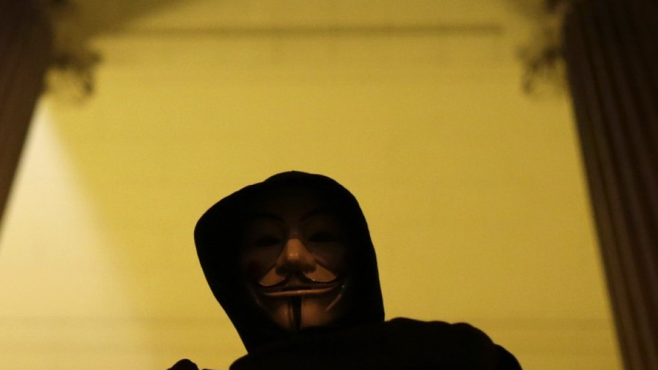 "Анонимните" са хакнали няколко агенции на САЩ | StandartNews.com