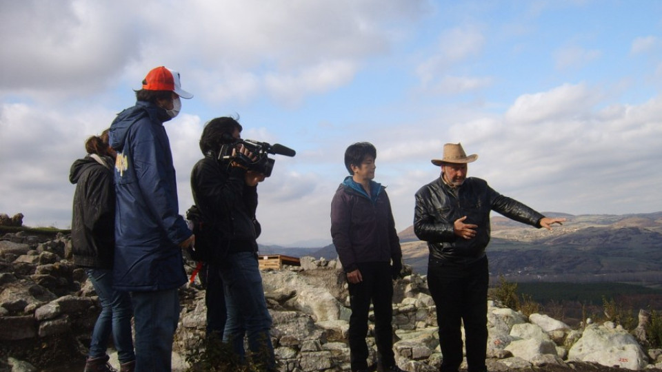 Японци снимат документален филм за „Вампирите на България" | StandartNews.com
