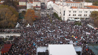 3:1 за Орешарски