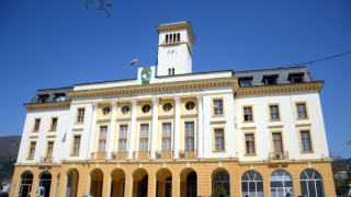 Община Сливен даде 120 фирми на съдия-изпълнител