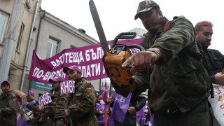 Какви са исканията на КНСБ, за които протестират