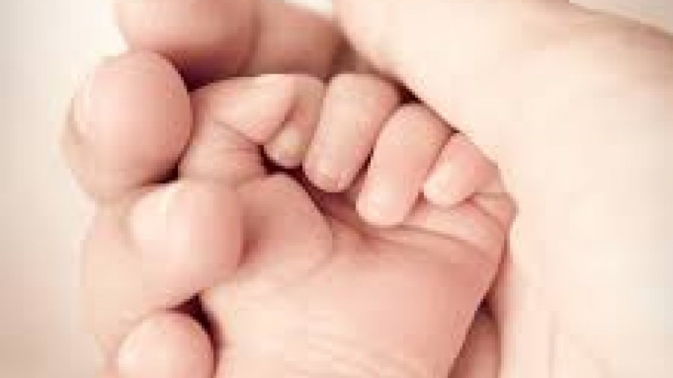 Китайско бебе оживява преди да го кремират | StandartNews.com