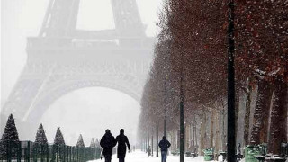 25 региона на Франция с оранжев код заради снегове
