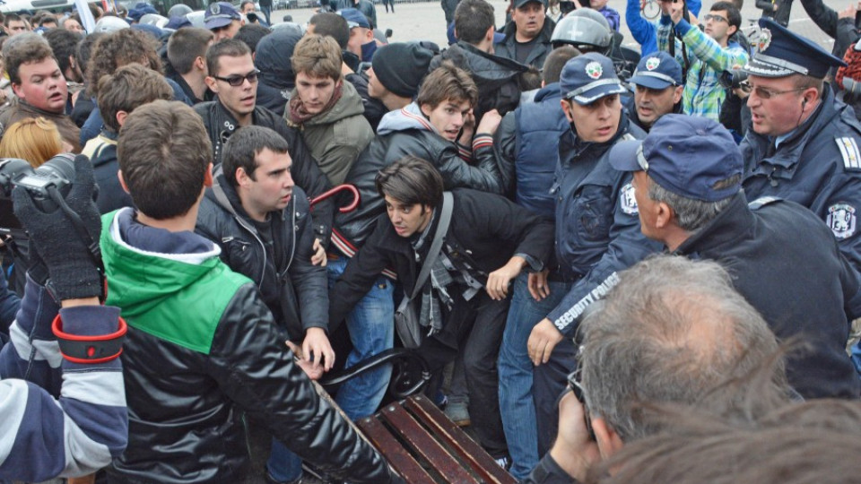 Плевнелиев иска анализ от ДАНС за протестите | StandartNews.com