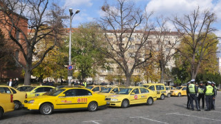 Такситата са готови пак да протестират