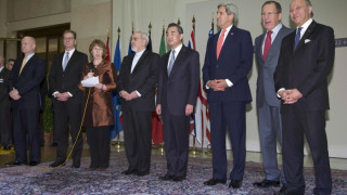 Иран намалява ядрената си програма