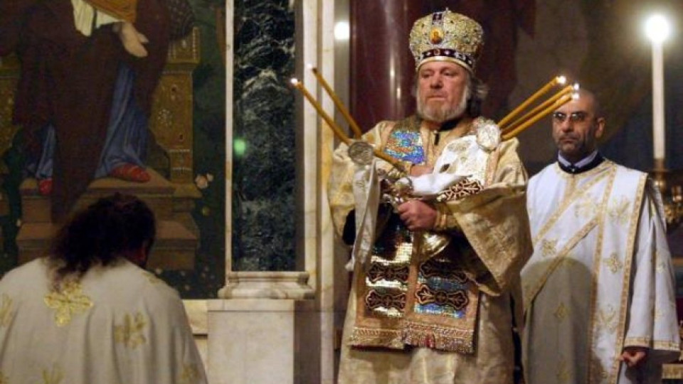 Започна делото срещу епископ Павел | StandartNews.com