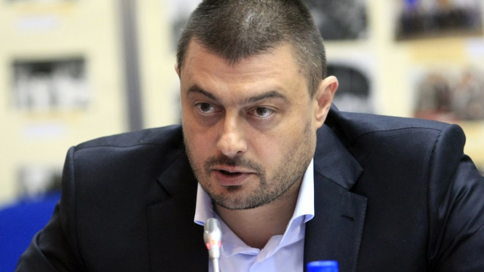 Бареков иска да отрежат партийните субсидии | StandartNews.com
