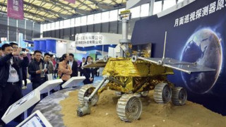 Китай изпраща подвижна лаборатория на Луната