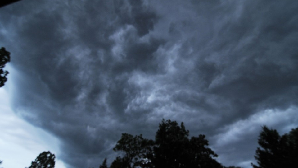 Неделно облачно време, на места ще превалява слаб дъжд | StandartNews.com
