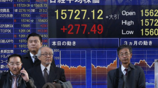 "Абеномика" - дъно за йената и рекорди за японските акции