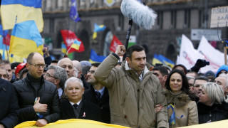 Франция покани Кличко на разговори