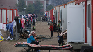 ООН с постоянно наблюдение в бежанския лагер в Харманли