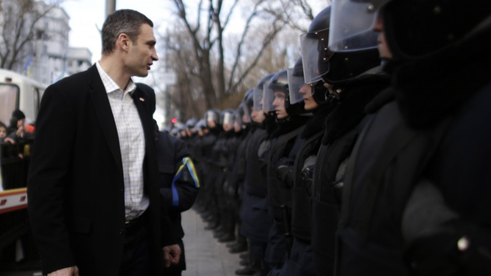 Бунтът в Украйна роди четирима лидери | StandartNews.com