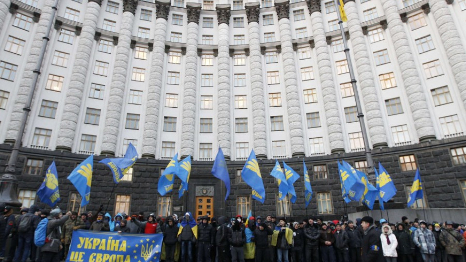 Украински делегации в Брюксел и Москва | StandartNews.com