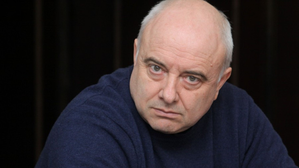 Бареков вкарва повече депутати от "Атака" | StandartNews.com