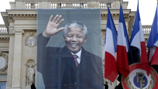 Светът скърби за Нелсън Мандела