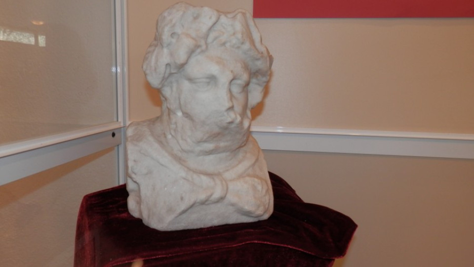 Антична пудра за лице пази музеят в Павликени | StandartNews.com