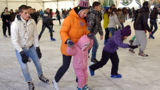 Ледена пързалка нонстоп на Ариана