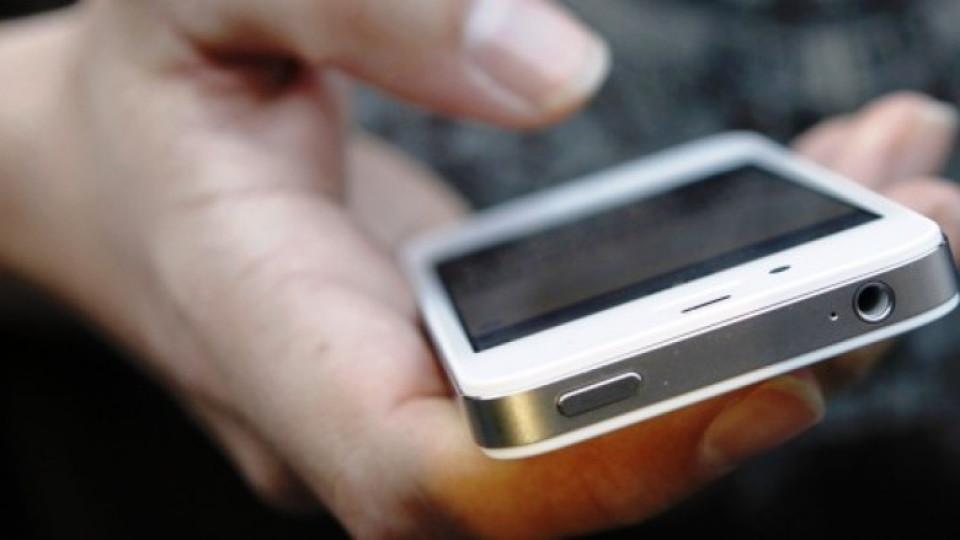 ЕК разреши употребата на смартфони в самолетите | StandartNews.com