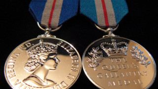 Наградиха българин с британския Орден за Храброст