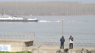 Пет кораба се удариха в река Дунав