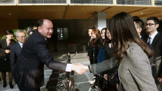 Миков изнесе лекция в Пекинския университет за чужди езици