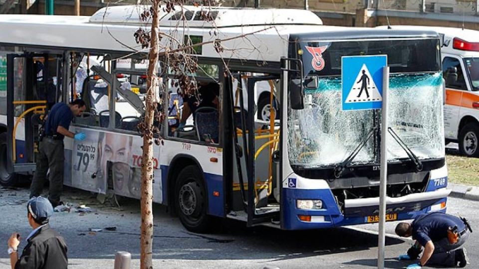 Избухна бомба в Тел Авив | StandartNews.com