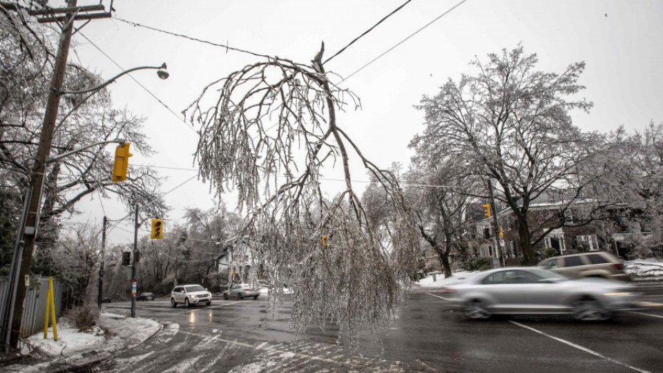 "Най-страшната" буря взе жертви в Канада и САЩ | StandartNews.com