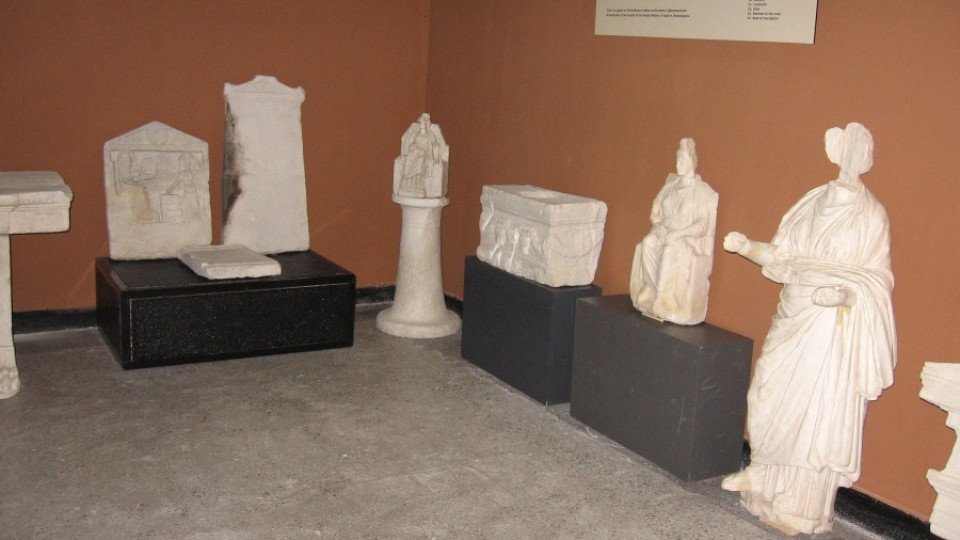 Бог Дионис и елински богини представиха древната история на Балчик | StandartNews.com