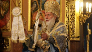 Патриархът благослови народа за Нова година