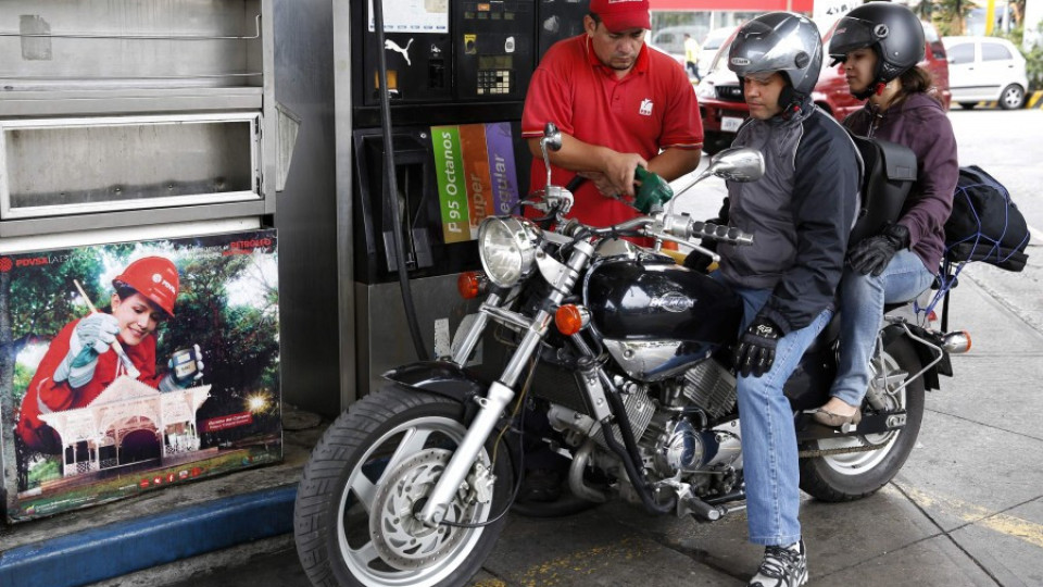 През 2014 г.: Евтин метан и дизел без акциз | StandartNews.com