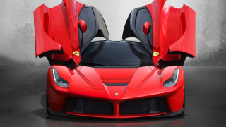 Цената на Ferrari скача два пъти за няколко месеца