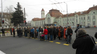 Около 70 души от от бургаската корабостроителница на протест